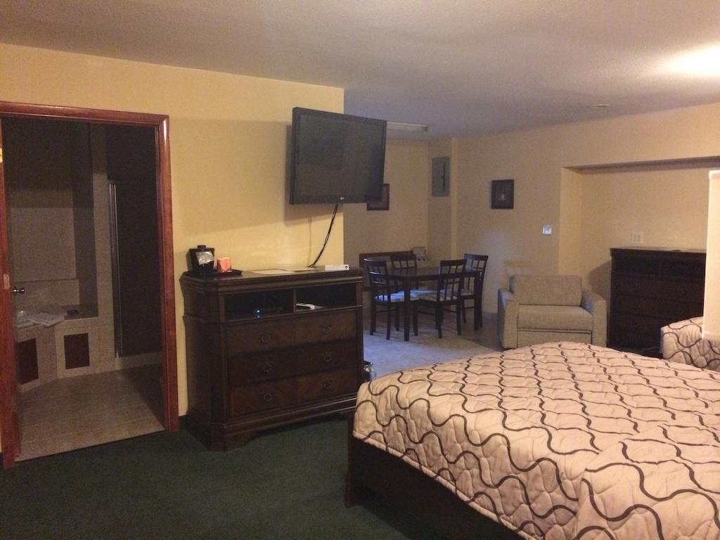 Pacer Inn & Suites Motel ديلاوير الغرفة الصورة